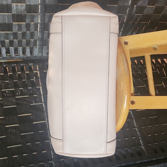 Michael korrs purse - Picture 9 of 16